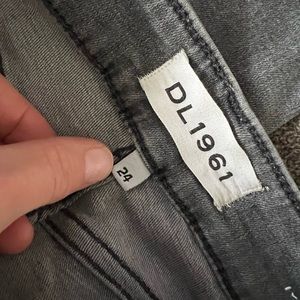 DL1961 grey jeans